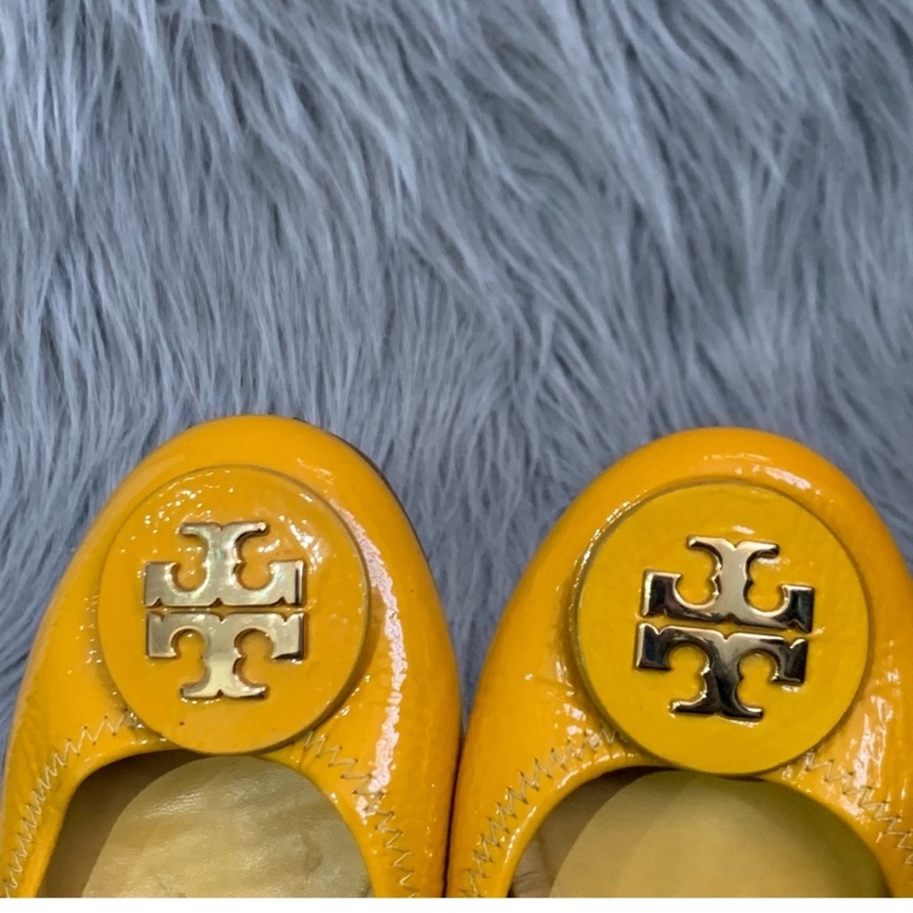 COPY - Tory Burch Reva daisy gold ballet flats 8.5 - Picture 2 of 7